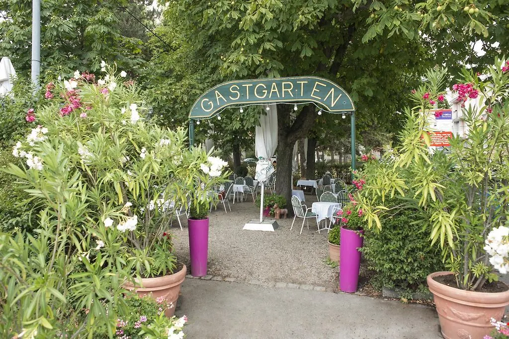 Hotel Bergwirt Schoenbrunn Wenen