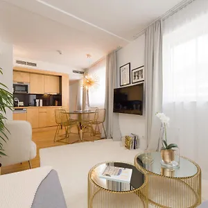 Apartament Rafael Kaiser - Premium Centre - Contactless 24h Check-in, Wiedeń