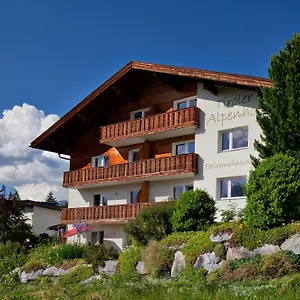 https://ferienwohnungen-tiroler-alpenhof.innsbruckaustriahotels.com