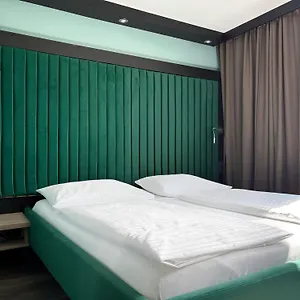 Otel Design & Budget Schoenbrunn, Viyana