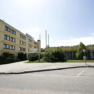 Otel Lenas West, Viyana