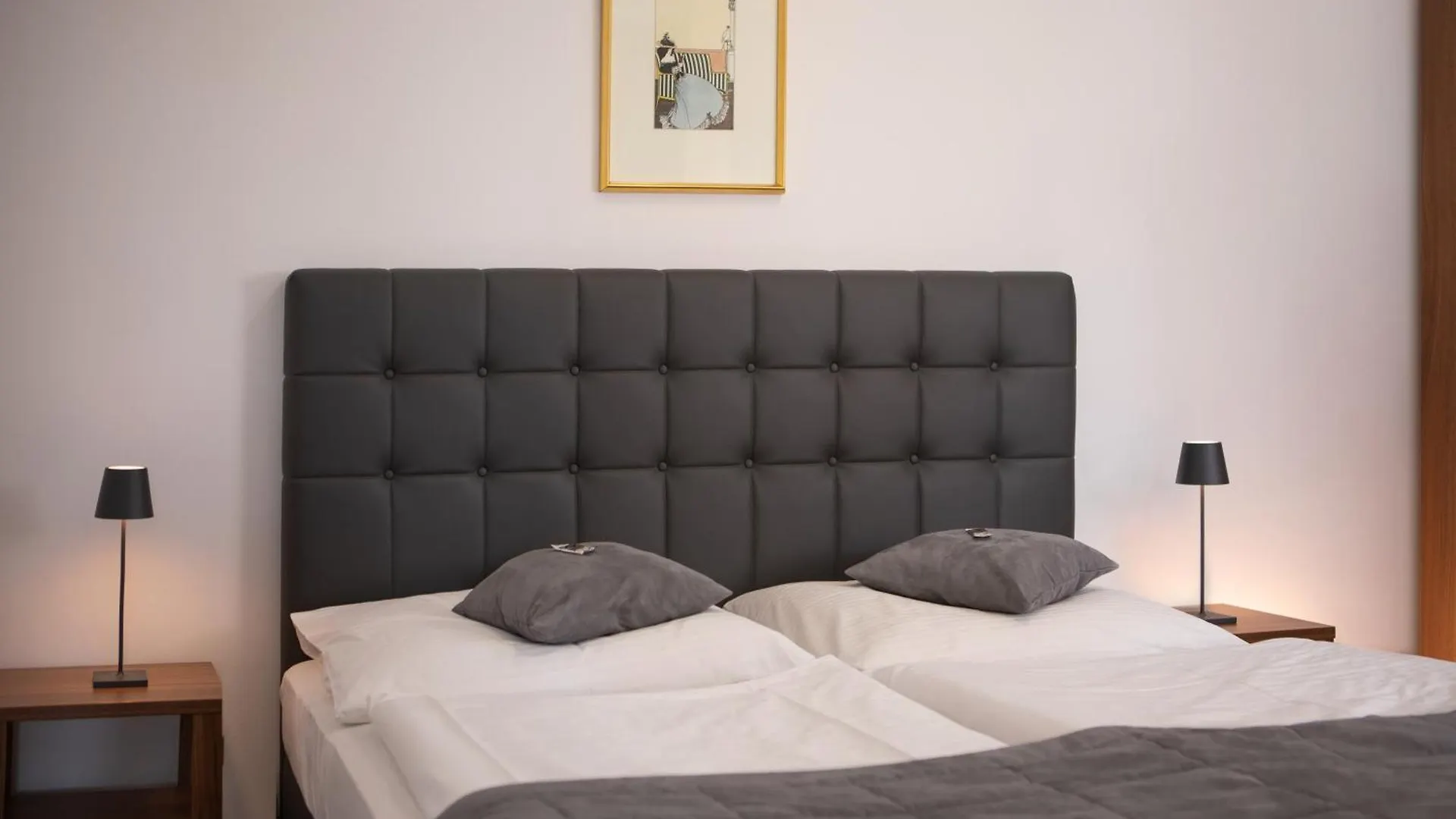 Hotel Bergwirt Vienna 3*,  Austria