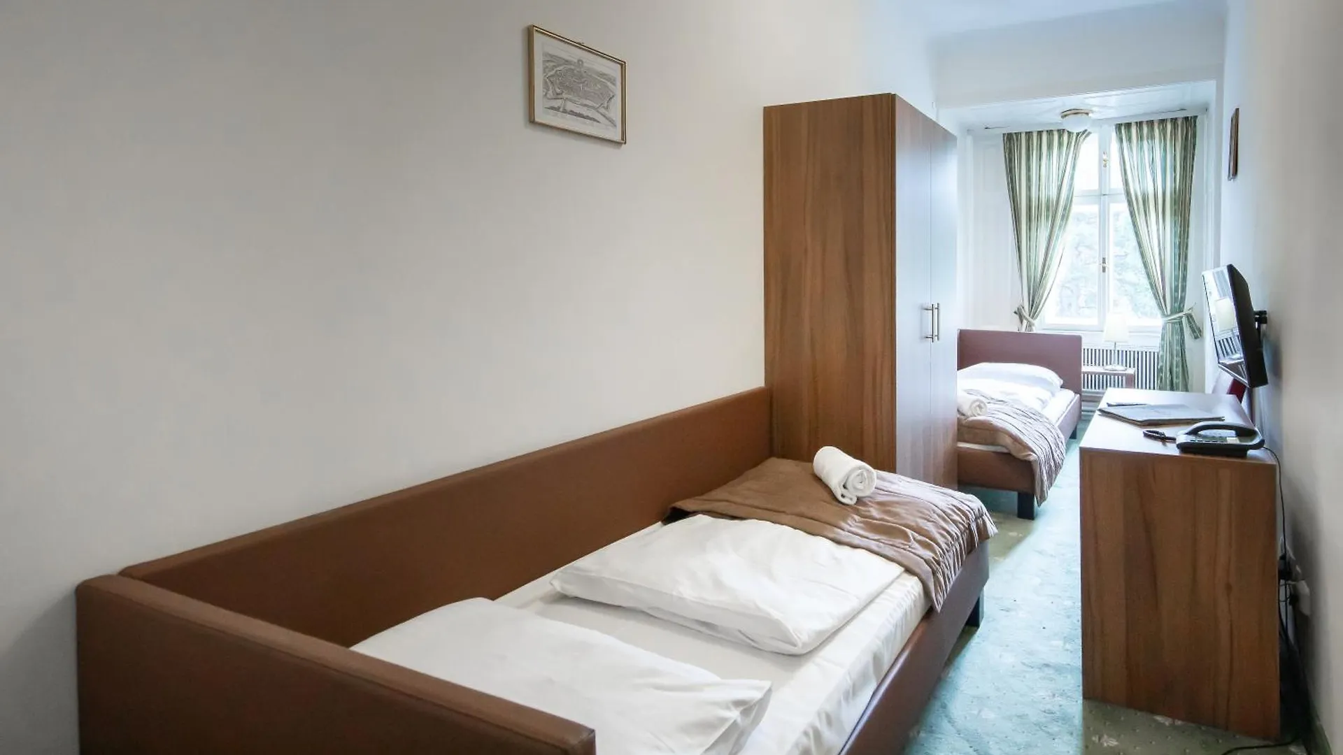 ***  Hotel Bergwirt Vienna Austria