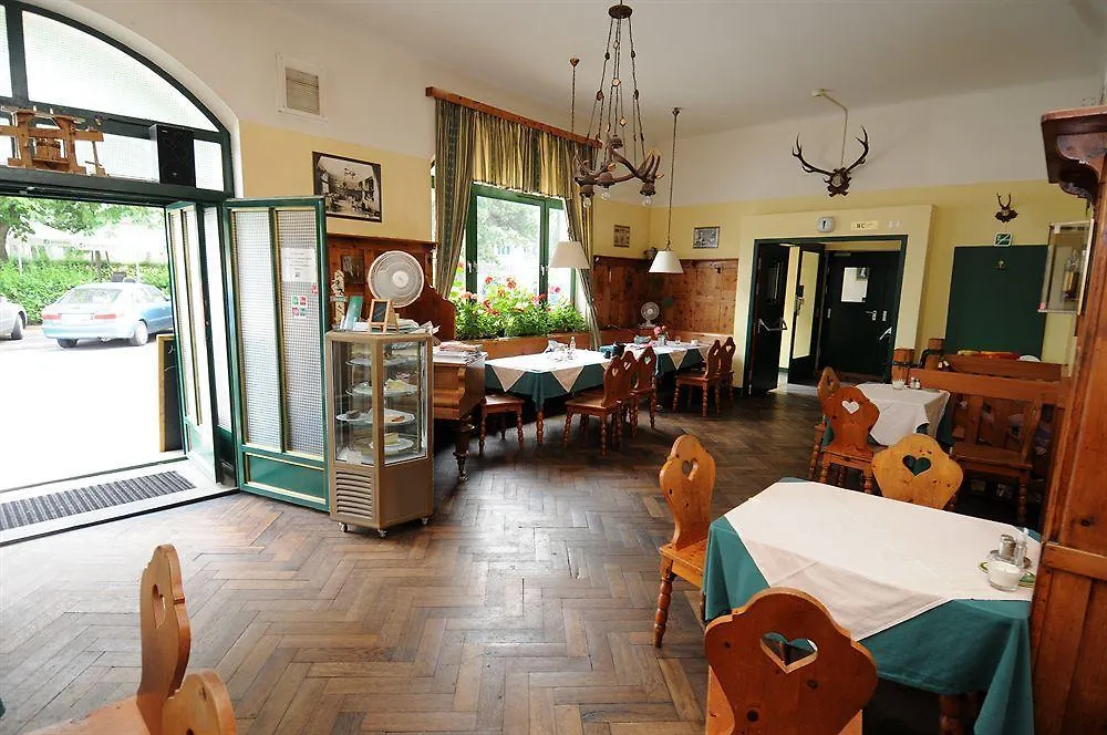 Hotel Bergwirt Vienna