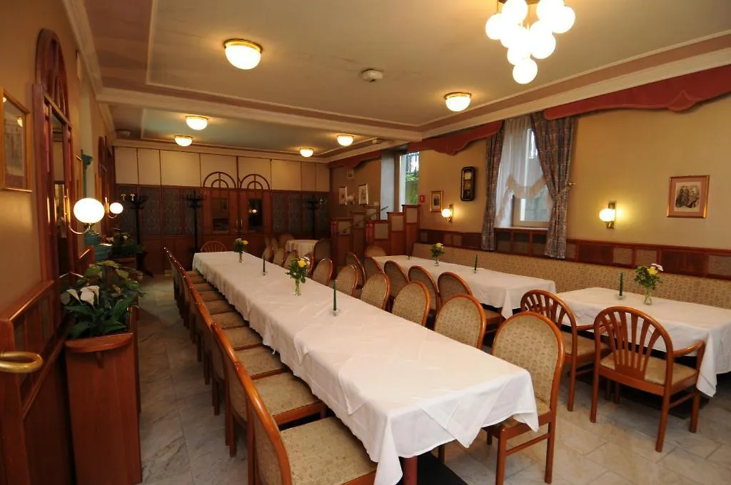 Hotel Bergwirt Vienna