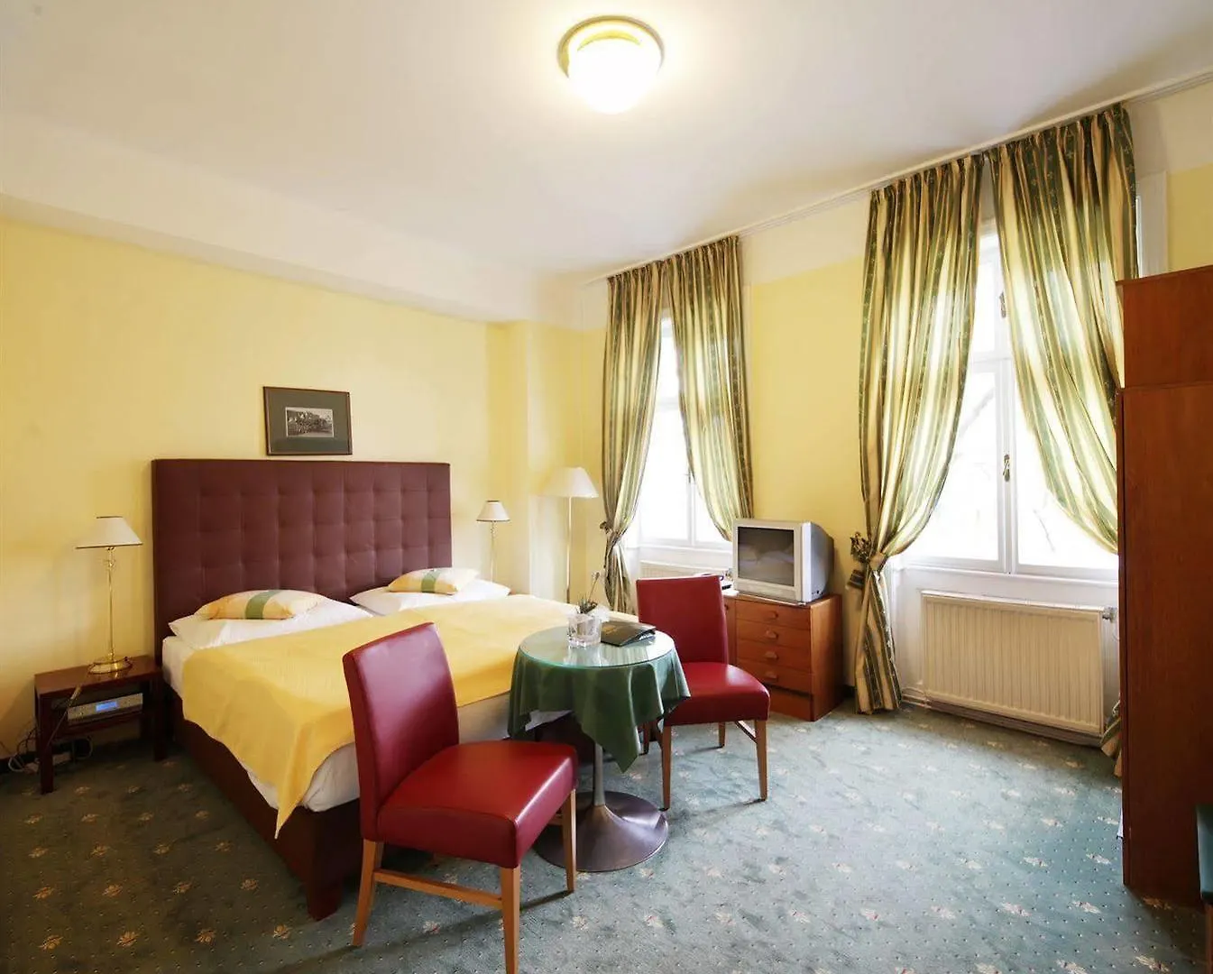 Hotel Bergwirt Vienna