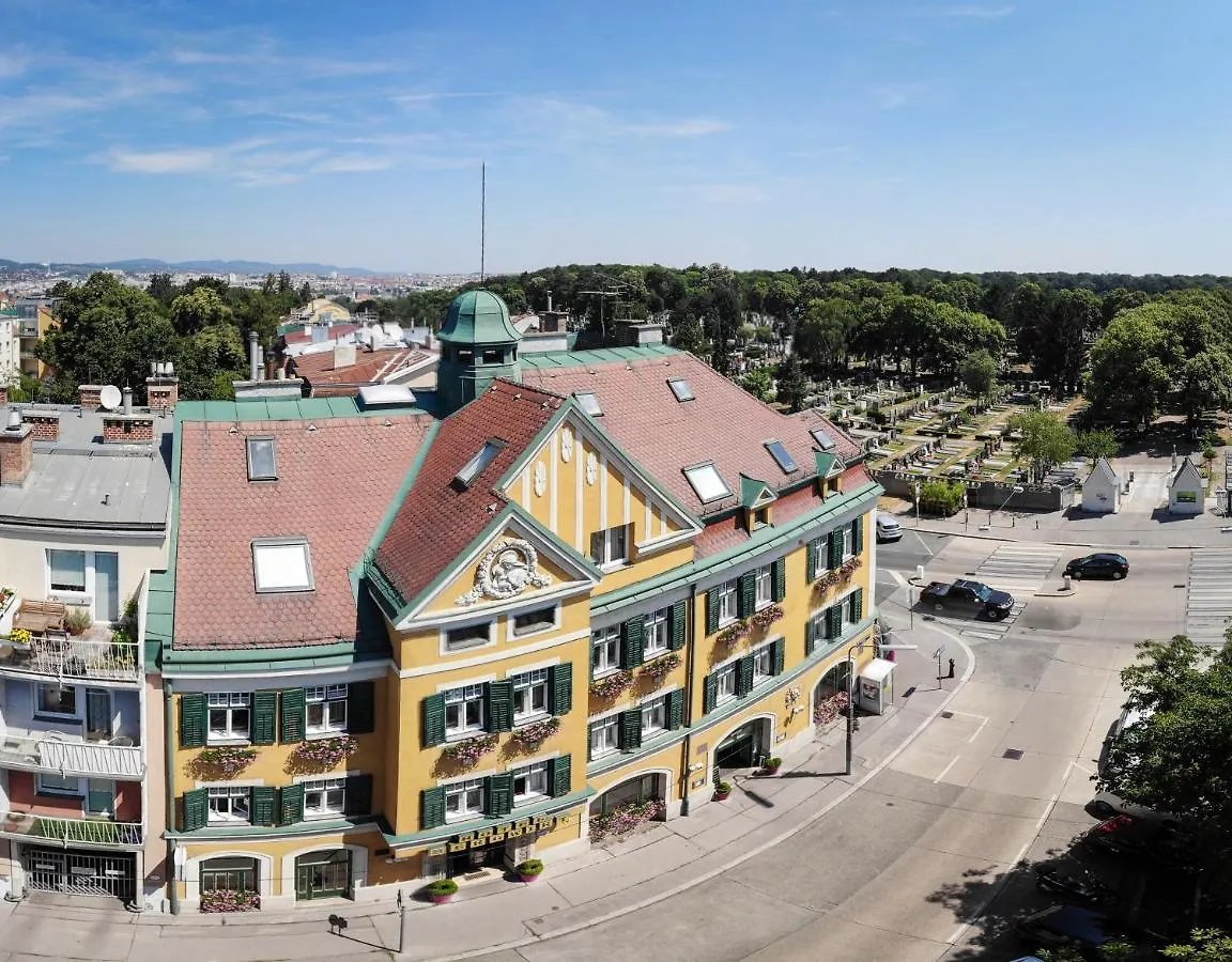 Hotel Bergwirt Vienna
